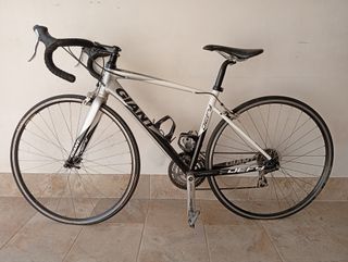 Bicicleta Carretera Giant Aluminio