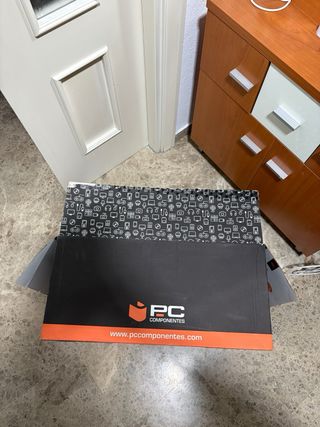 PC GAMING EN GARANTIA + MONITOR +PERIFERICO TODO