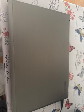 Portátil Toshiba Tecra i7 6600U