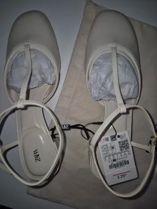 Zapatos Zara  Beige Talla 37 tacon 3 cm s/estrenar
