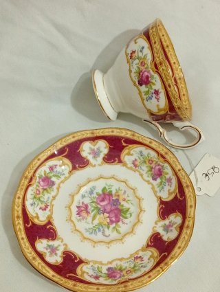 Taza de té Royal Albert porcelana inglesa