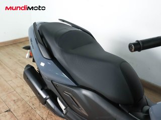 YAMAHA TRICITY 300