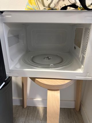Microondas Orbegozo Blanco