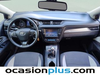 Toyota Avensis Advance Touring Sports 2.0 150D 105 kW (143 CV)