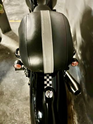 Kawasaki W800 Black Edition Cafe Racer