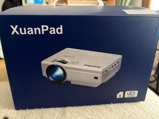 Proyector XuanPad hasta 200 con Fire TV Stick