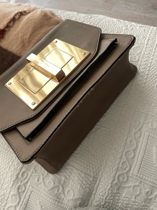 Bolso de mano Dayaday marrón y dorado