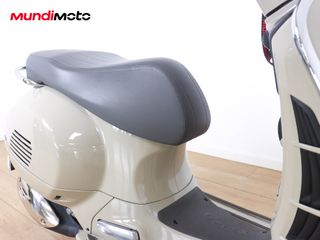 VESPA GTS 300