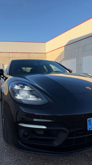 PORSCHE PANAMERA 4 E Hybrid Platinium edition