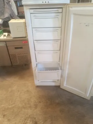 Congelador Vertical Blanco