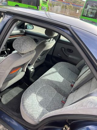 Peugeot 406 1998