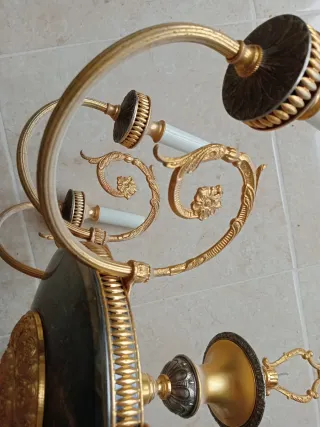 Lámpara de latón macizo estilo clásico
