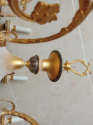 Lámpara de latón macizo estilo clásico