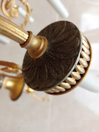 Lámpara de latón macizo estilo clásico