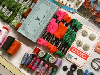Lote mercería años 70 nuevo Costurero vintage DMC