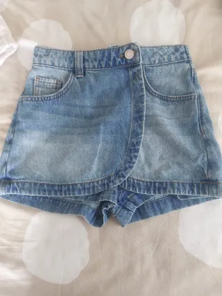 Falda y shorts vaqueros