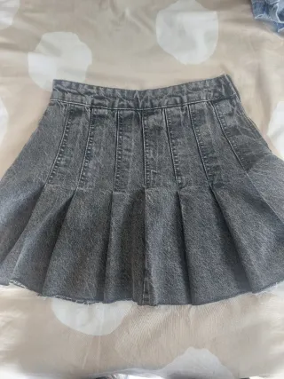 Falda y shorts vaqueros