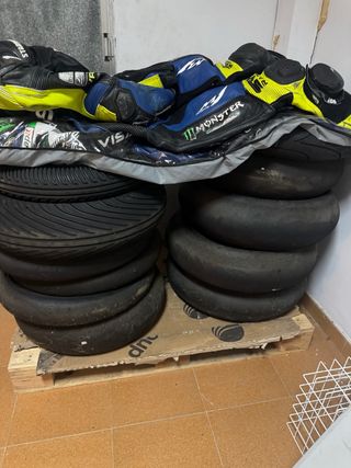Neumáticos Slick 180/60 R17 y 200