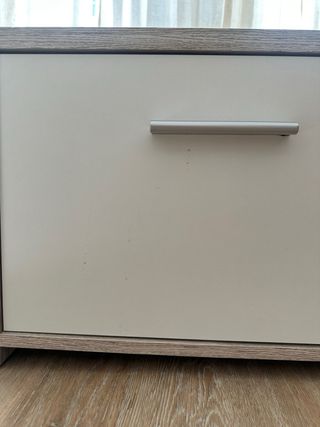 Mueble salón beige y marrón