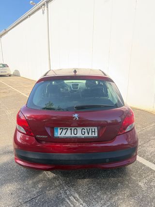 Peugeot 207 Confort 1.6 HDI 90