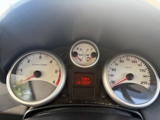 Peugeot 207 Confort 1.6 HDI 90