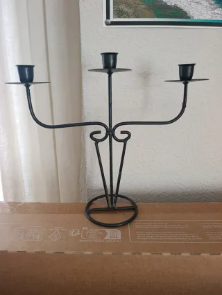 Candelabro de metal negro para 3 velas