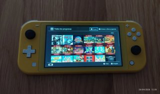Nintendo Switch Lite Amarilla