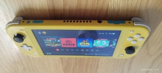 Nintendo Switch Lite Amarilla