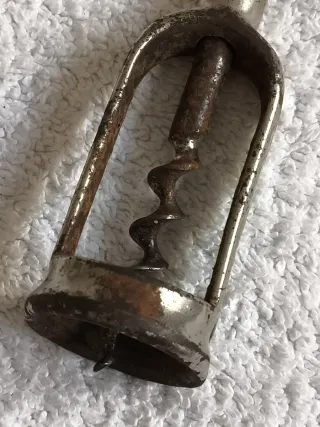 SACACORCHOS ANTIGUO COLECCIÓN AÑOS 30-40 METAL