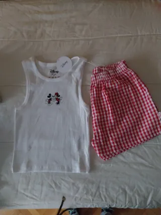 Pijama Mickey y Minnie Talla XS.