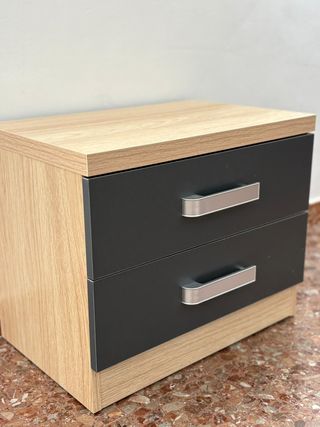 Conjunto de 2 mesitas y cómoda- Envio gratis!