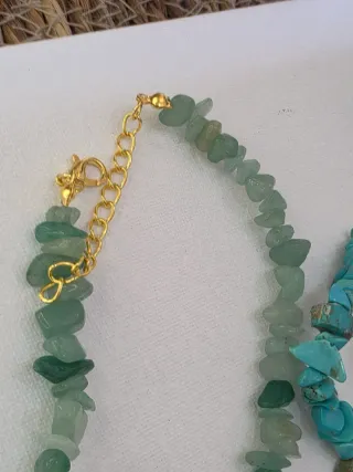 Collar de piedras de amazonita