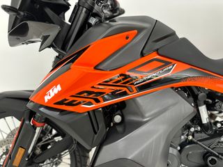 KTM 890 ADVENTURE