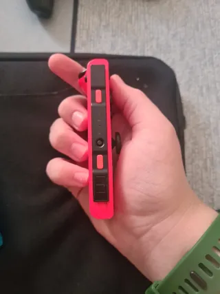 Joy-Cons Nintendo Switch Rojo y Azul en mal estado