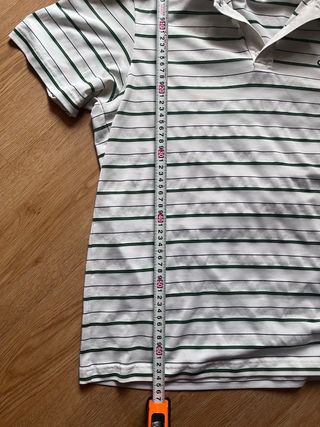 Camiseta adidas vintage.