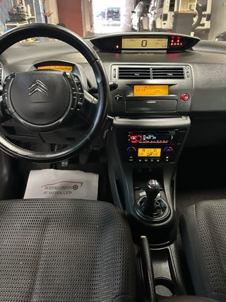 Citroen C4 coupe 1.6 Diesel / 2006 / 226 mil km