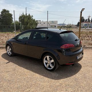 SEAT LEON 140CV ! TECHO PANORAMICO !