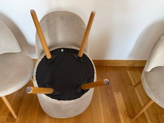 Juego de 4 sillas de comedor beige
