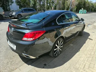 Opel Insignia 2011