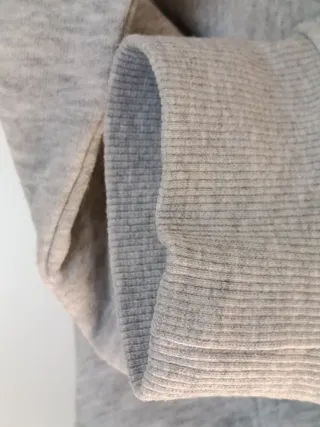 Felpa con cappuccio grigia donna