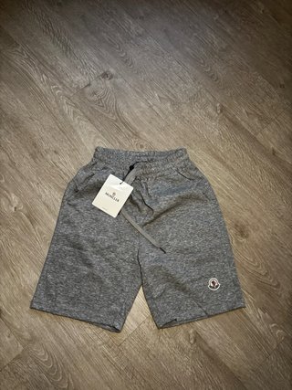 Moncler Pantaloncini Grigi Taglia M