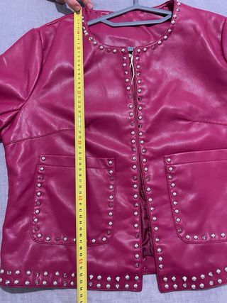 Chaqueta MAS Piel Sintética Tachuelas Rosa Talla M