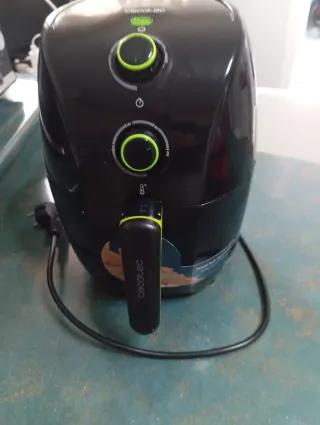 Freidora Cecote. Regulador de temperatura y tiempo