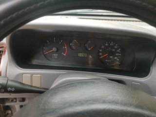 Nissan Terrano II 2.7 125cv