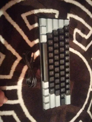 Teclado Mecánico Nuevo Negro/Plateado