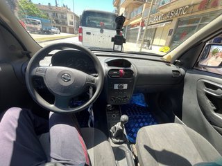 Opel Combo 2007 176.000 km itv y pegatina b