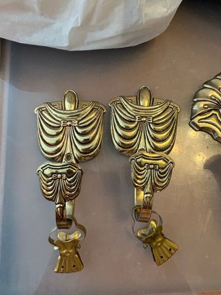 Pareja de Apliques para cortinas dorados