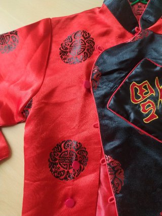 Disfraz chino rojo y negro