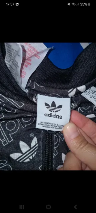 Chaqueta Adidas con estampado talla s