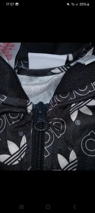 Chaqueta Adidas con estampado talla s
